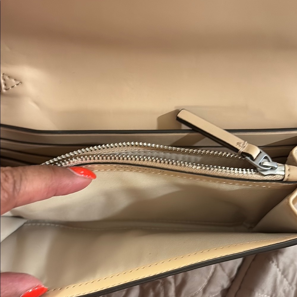 NWT Tory Burch Britten Stud Tan Clutch/wristlet/wallet - Picture 7 of 9